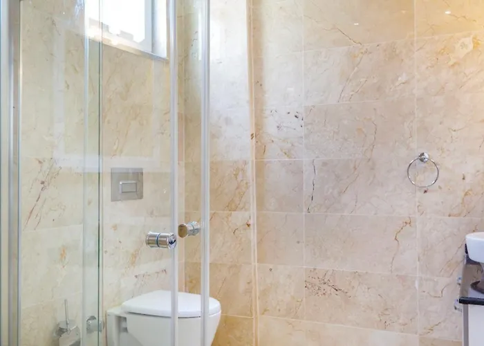 4 Bedroom Within Walking Distance To Shops And Restaurants Калкан