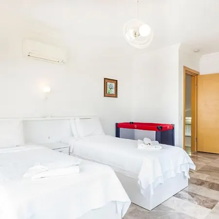4 Bedroom 1106