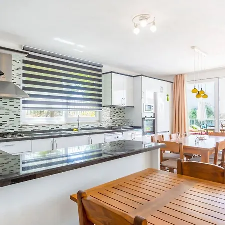 4 Bedroom 1106 Villa *