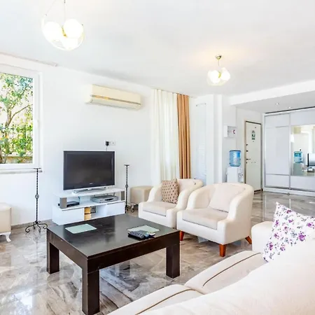 Villa 4 Bedroom 1106 *