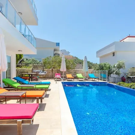 Villa 4 Bedroom 1106 *