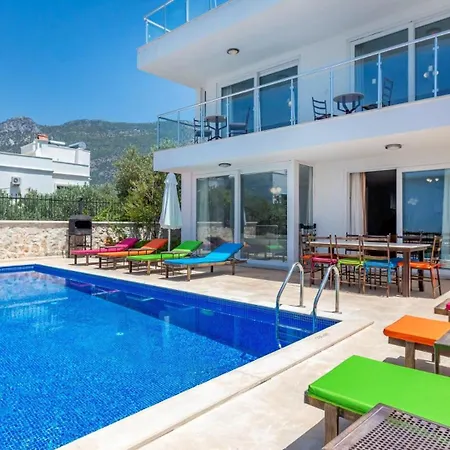 4 Bedroom 1106 Villa Kalkan