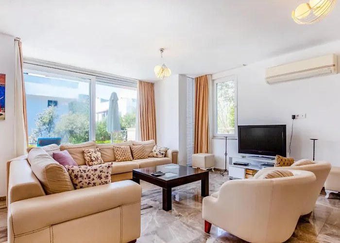 Villa 4 Bedroom Within Walking Distance To Shops And Restaurants Kalkan