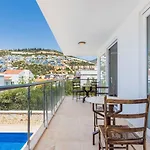 4 Bedroom Within Walking Distance To Shops And Restaurants Kalkan